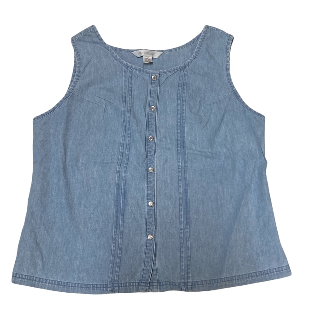 Petite Sophisticate Pearl Snap Crop Top